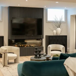 شاشة «مسرح» QLED بحجم 65 بوصة